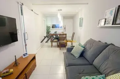 Apartamento com design moderno, semi mobiliado  e excelente localização.