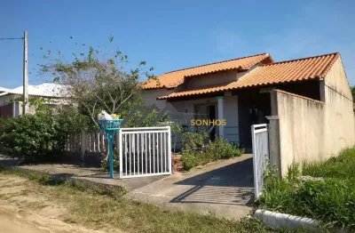 Casa com 3 quartos à venda na Fazendinha, Araruama 