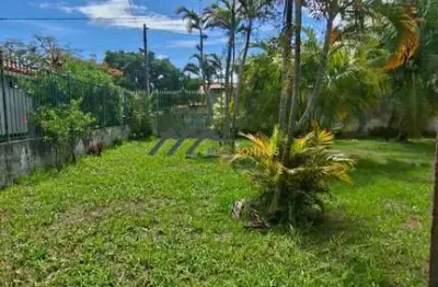 Casa com 4 quartos para alugar no Coqueiral, Araruama 