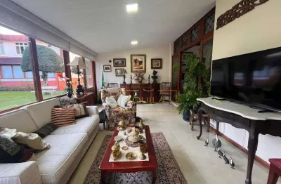 Casa com 3 dormitórios à venda, 105 m² por r$ 860.000,00 - alto - teresópolis/rj