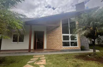 Casa com 4 dormitórios à venda, 218 m² por r$ 1.490.000,00 - prata - teresópolis/rj