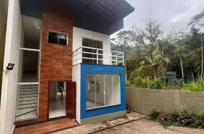 Casa com 4 dormitórios à venda, 176 m² por r$ 850.000,00 - granja guarani - teresópolis/rj