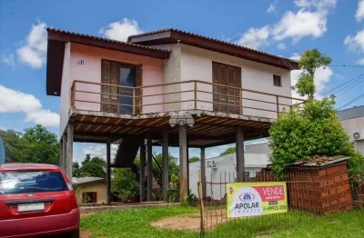 Casa com 2 quartos à venda na Rua São Sebastião, 591, Vila Vera Cruz, Passo Fundo por R$ 750.000