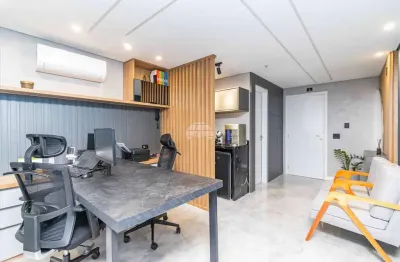 Sala comercial à venda na avenida winston churchill, 1824, capão raso, curitiba, 30 m2 por r$ 299.000