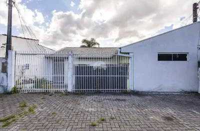 Casa com 3 quartos à venda na rua araruna, 1082, pinheirinho, curitiba, 453 m2 por r$ 650.000