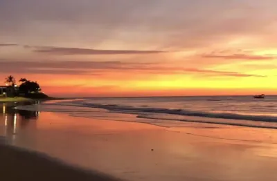 Invista ou more no melhor do litoral norte do es em apartamento à venda em praia tranquila