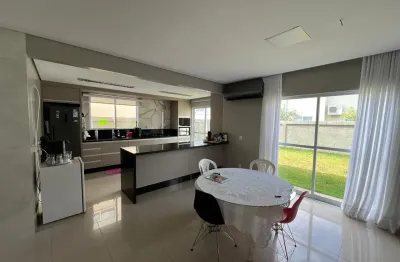 Sobrado no condomínio residenciala volpi 1 – estrada do santo antônio.