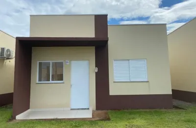 Condomínio cancun — casa à venda  casa com dois quartos, sendo uma suíte, em condomínio fechado