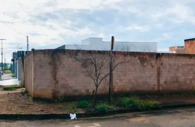 Terreno à venda na Rua Dos Ipês, 36, Nova Esperança, Porto Velho