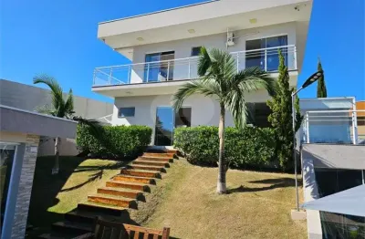 Casa em condomínio fechado com 3 quartos à venda no Centro, Igaratá 