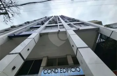 Sala comercial à venda na Rua General Câmara, Centro, Santos