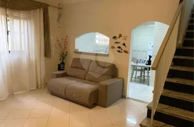 Casa com 3 quartos à venda na Rua Ministro João Mendes, Embaré, Santos