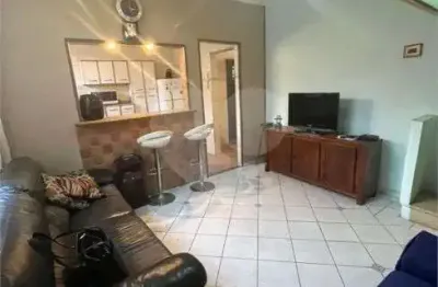 Condomínio com 2 quartos à venda ou para locação em gonzaga - sp