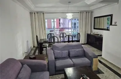 Casa com 5 quartos à venda na Rua Liberdade, Boqueirão, Santos