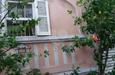 Casa com 3 quartos à venda na Rua Pernambuco, Gonzaga, Santos