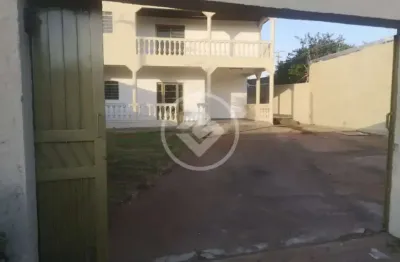 Casa com 4 quartos para alugar na Rua Liege, Jardim Europa, Goiânia