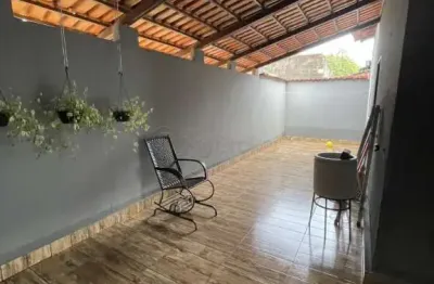 Casa com 3 quartos para alugar na Rua Dona Maria A. Magalhães Pinto, Ilda, Aparecida de Goiânia