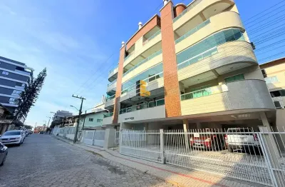 Apartamento com facilidade de pagamento à venda na praia de bombas, bombinhas/sc