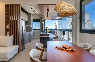 Cobertura mobiliada com 3 suítes à venda na praia do mariscal bombinhas sc