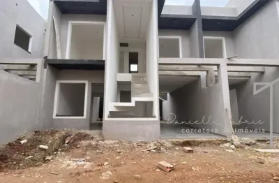 Sobrados novos com 3 quartos no sitio cercado – conforto e localização estratégica!