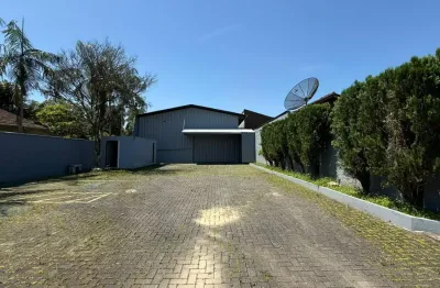 O galpão certo para seu negócio ou investimento - 100% averbado, amplo e muito bem localizado!
