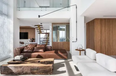 Apartamento com 3 quartos à venda na Mai Home, 74, Campina do Siqueira, Curitiba por R$ 7.900.000