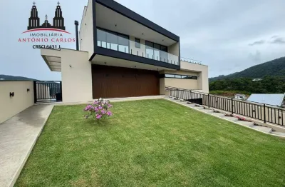 Um lar inteligente, sofisticado e com vista deslumbrante – viva o alto padrão que você merece!