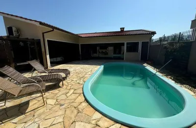Casa com 3 quartos à venda no Centro, Antônio Carlos 