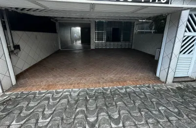 Casa Comercial com 4 salas para alugar na Ponta da Praia, Santos