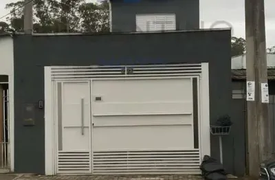 Sobrado moderno e funcional no início do jardim rodeio - colado no mogilar.
