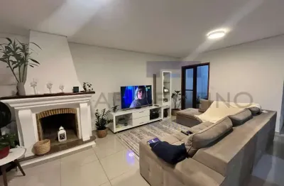 Oportunidade de casa residencial ou comercial à venda!