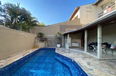 Casa com 3 quartos à venda na Avenida Aurora Ariza Meloni, Vila Oliveira, Mogi das Cruzes