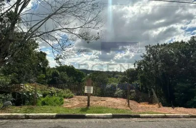 Ótimo terreno de 600m² no condomínio monterey com projeto de construção aprovado