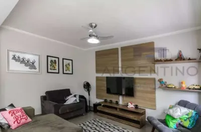 Casa com 3 quartos à venda na Rua São João, Centro, Mogi das Cruzes
