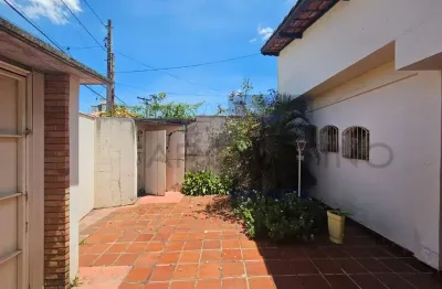 Casa comercial à venda na Avenida São Paulo, Jardim Armênia, Mogi das Cruzes