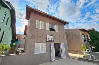 Casa com 3 quartos à venda na Rua César Sgarbi, Vila Nova Socorro, Mogi das Cruzes