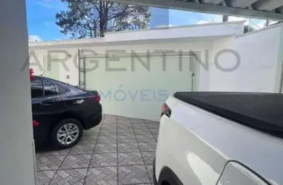 Excelente imóvel em rua comercial em excelente localização