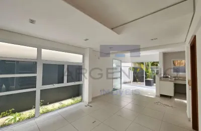 Linda casa no condomínio toscana, na vila oliveira!