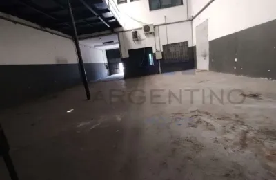 Barracão / Galpão / Depósito com 3 salas para alugar na Rua Antônio Gonçalves, Jardim Ponte Grande, Mogi das Cruzes