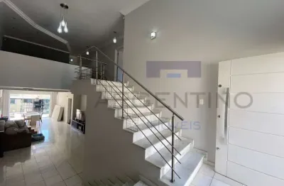 Casa com 3 quartos à venda na Avenida Francisco Assis Monteiro de Castro, Vila Oliveira, Mogi das Cruzes