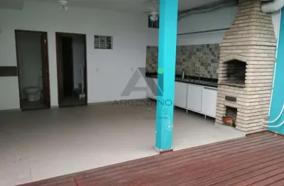 Casa com 3 quartos à venda na Rua Benedito Rodrigues Ferreira, Chácara Jafet, Mogi das Cruzes