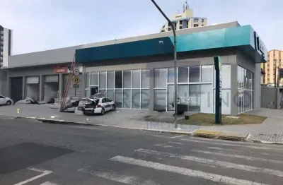 Anúncio para locação de excelente prédio comercial na região central de suzano