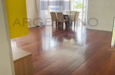 Casa à Venda e Locação no Condomínio Residencial do Porto - Mogi das Cruzes.