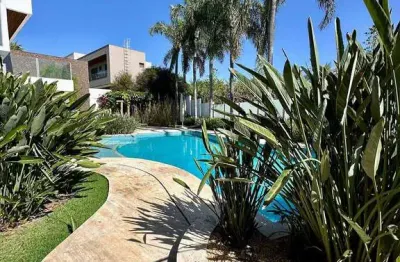Sobrado com 4 suites à venda, 559m2 no  jardins milão, goiânia, go