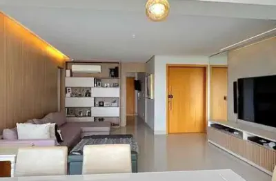Apartamento mobiliado à venda com 128m2, 3 quartos, 2 suítes, 3 vagas, escaninho, no Jardim Goiás,