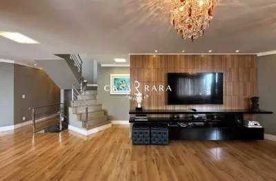 Cobertura triplex 3 dormitórios (1 suíte) e 3 vagas - centro