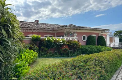 Casa 4 dormitórios (1 suíte) e 4 vagas - agronômica
