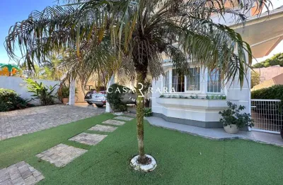 Casa com 3 quartos à venda na Avenida Ângelo Crema, 444, Córrego Grande, Florianópolis