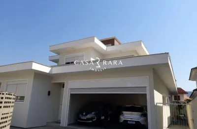 Casa 4 dormitórios (sendo 1 suíte) e 2 vagas - santa mônica