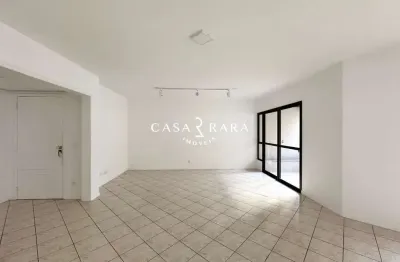 Apartamento 4 dormitórios (2 suítes) e 3 vagas com hobby box - centro
